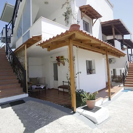 شقة Golden Nest