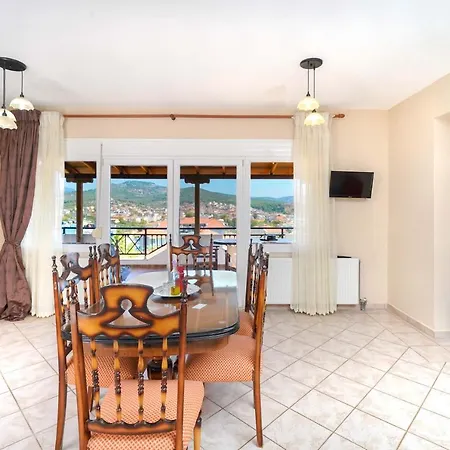 Golden Nest * Limenaria (Thasos)