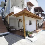 شقة Golden Nest