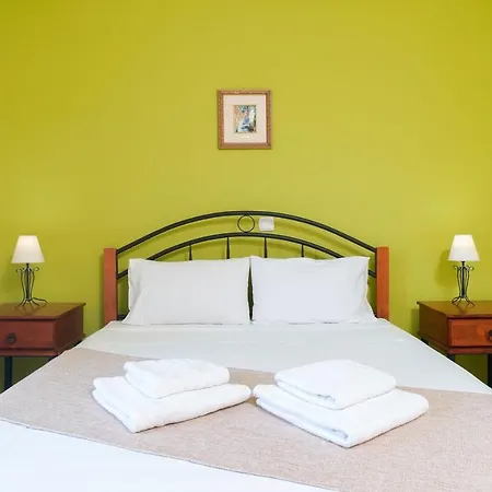 Golden Nest Apartman