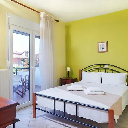 Golden Nest Apartman *