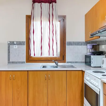 Golden Nest Apartman Limenária