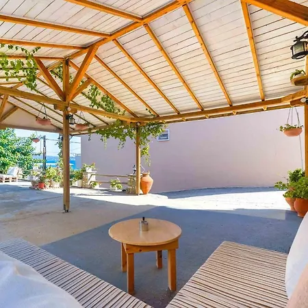 Apartman Golden Nest Limenária