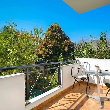 Golden Nest * Лименария