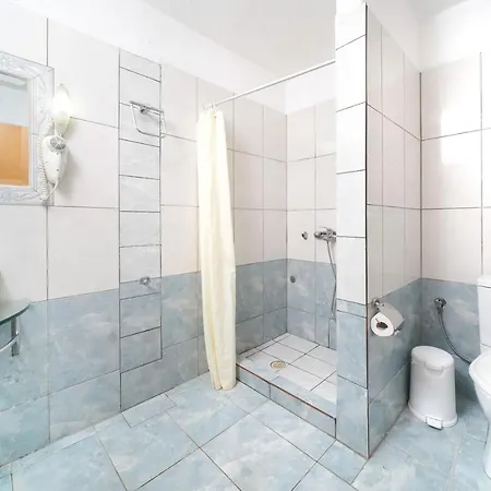 Golden Nest Apartament
